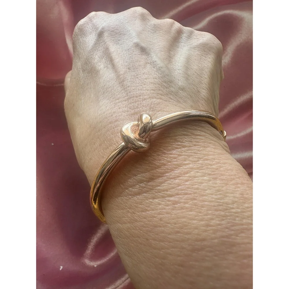 Kate Spade New York‎ Sailor Knot Bangle Bracelet Rose Gold Tone Hinged Clasp
